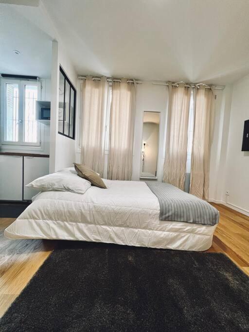 Tres Beau Studio Refait A Neuf 2 Appartement Saint-Ouen  Buitenkant foto